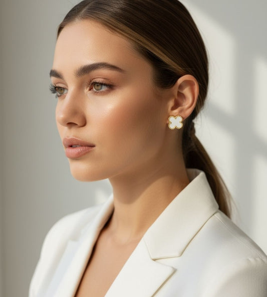 OHRRING WHITE CLOVER