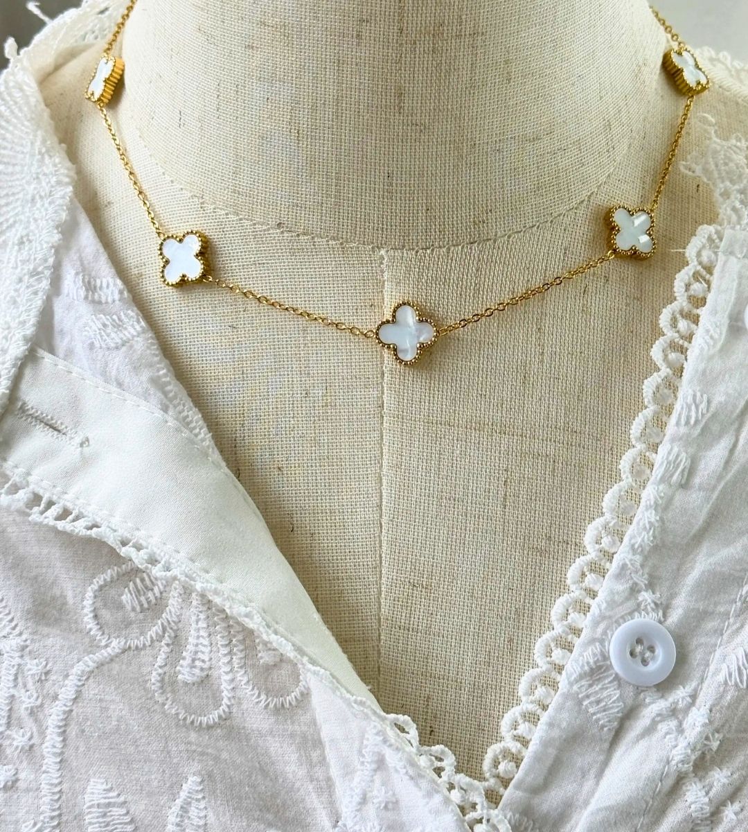 HALSKETTE | WHITE FLOWER
