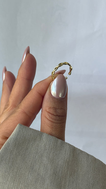 RINGE GOLDEN TWIST MINIMAL RING