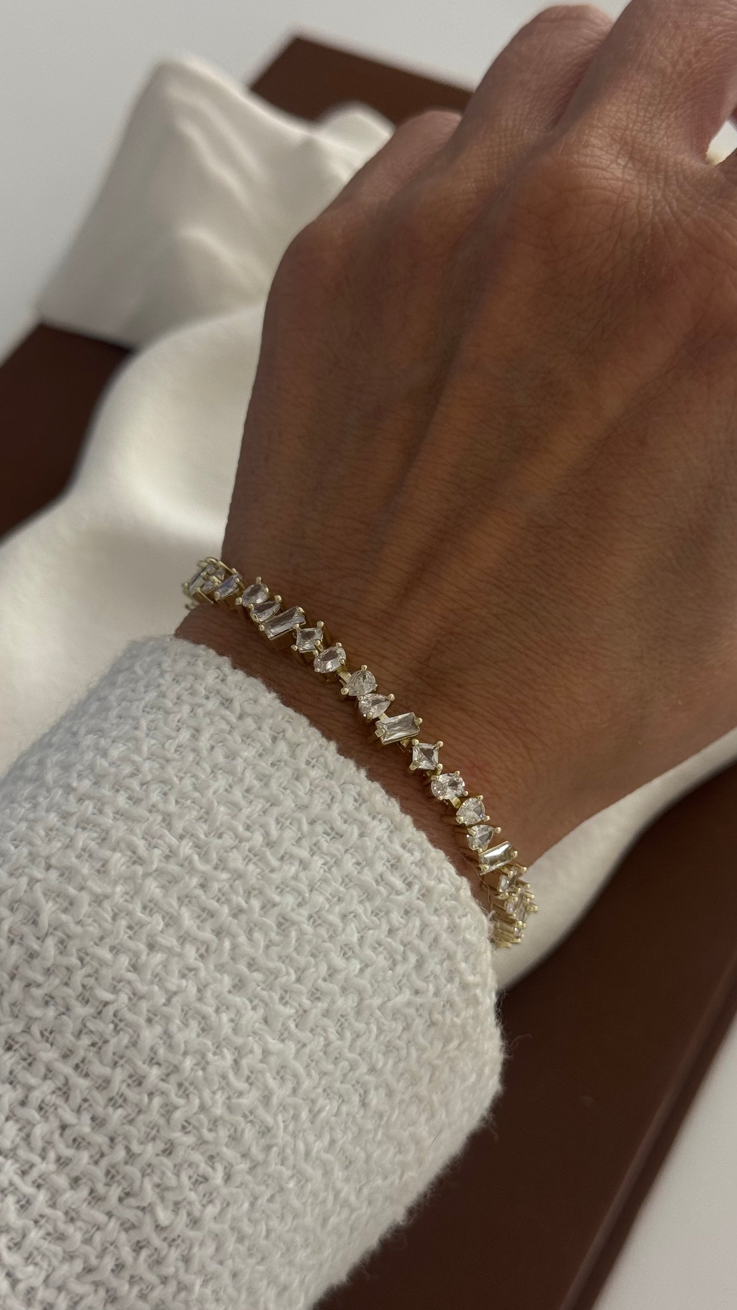 VIP- ARMBAND DROP STONE -14K VERGOLDET