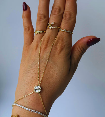 Hand Chain Clover -14K vergoldet